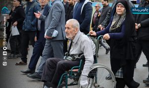 خروش تماشایی مردم "قدمگاه 21هزار شهید" در 22 بهمن