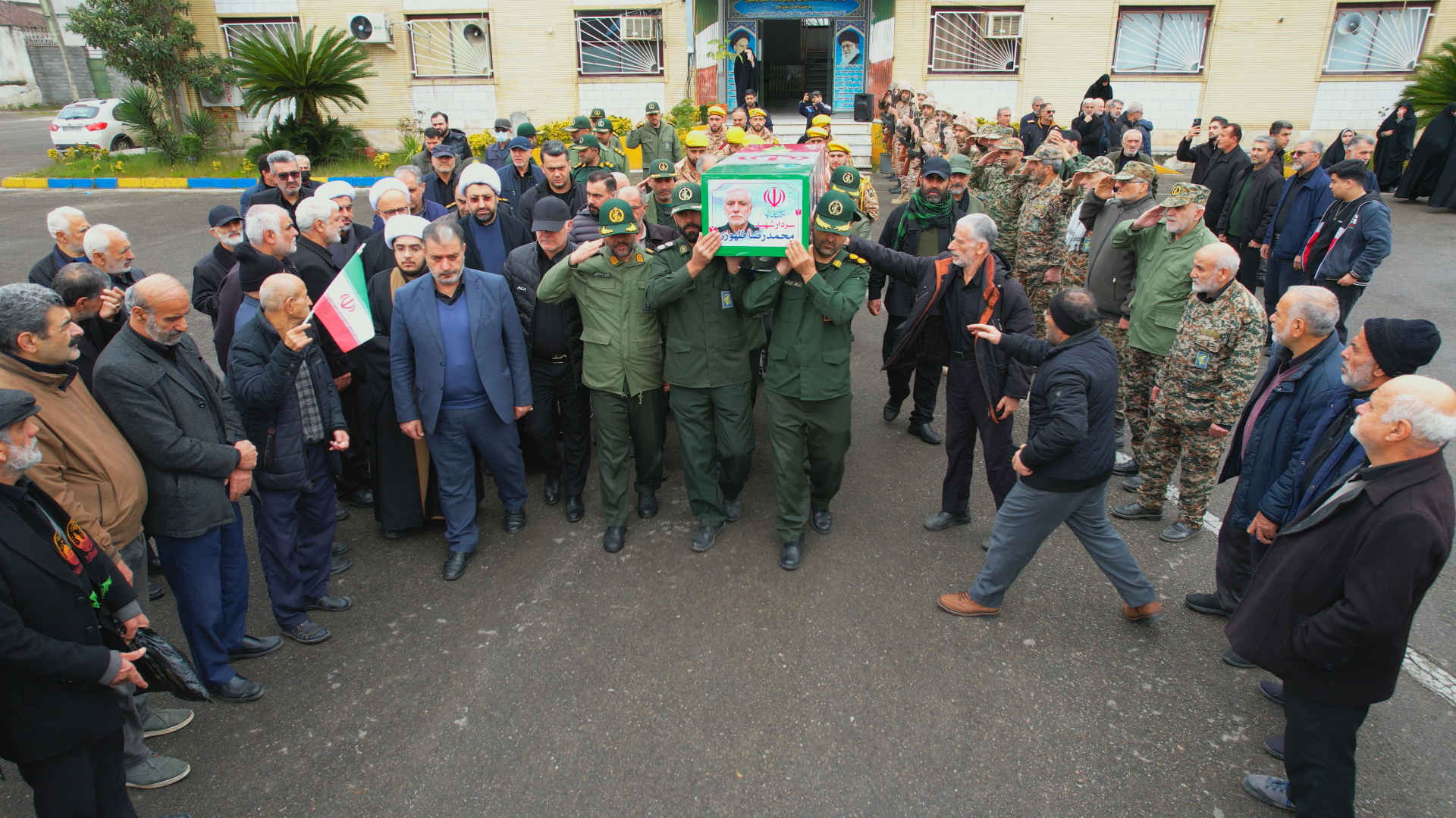 حماسه‌ای به‌وسعت ایمان؛ حضور پرشور مردم چالوس در تشییع پیکر سردار شهید محمد رضا ظهوری