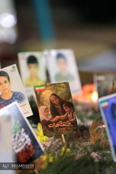 حضور گسترده مردم در شام اربعین رهبر شهید انقلاب و دهمین سالگرد شهید مدافع حرم حسین بواس در شهرستان چالوس